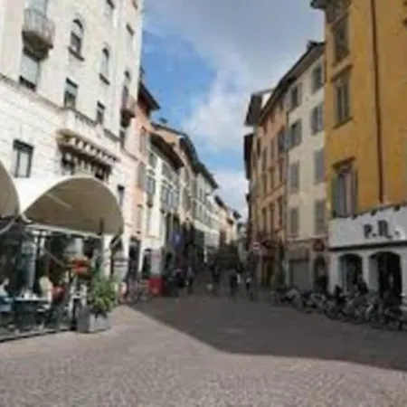 Entire Flat, Independent Entrance, 20 Mins To Bgy - Bergamo Milan Airport Appartement Nembro