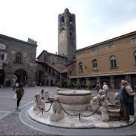 Entire Flat, Independent Entrance, 20 Mins To Bgy - Bergamo Milan Airport Appartement *