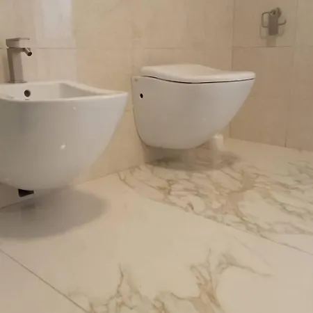 Appartement Entire Flat, Independent Entrance, 20 Mins To Bgy - Bergamo Milan Airport